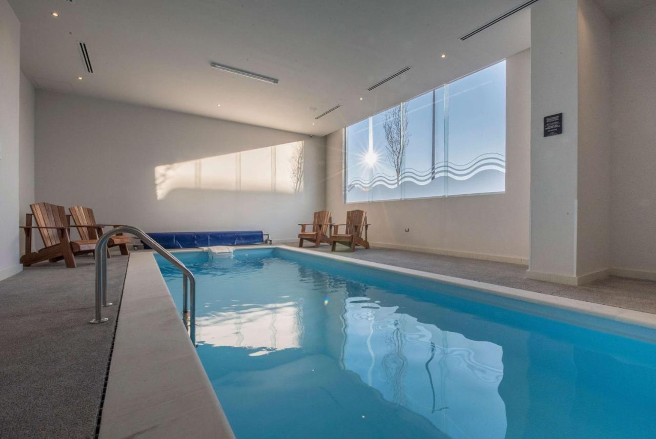 Microtel Inn & Suites By Wyndham Guadalajara Sur Palomar Eksteriør bilde